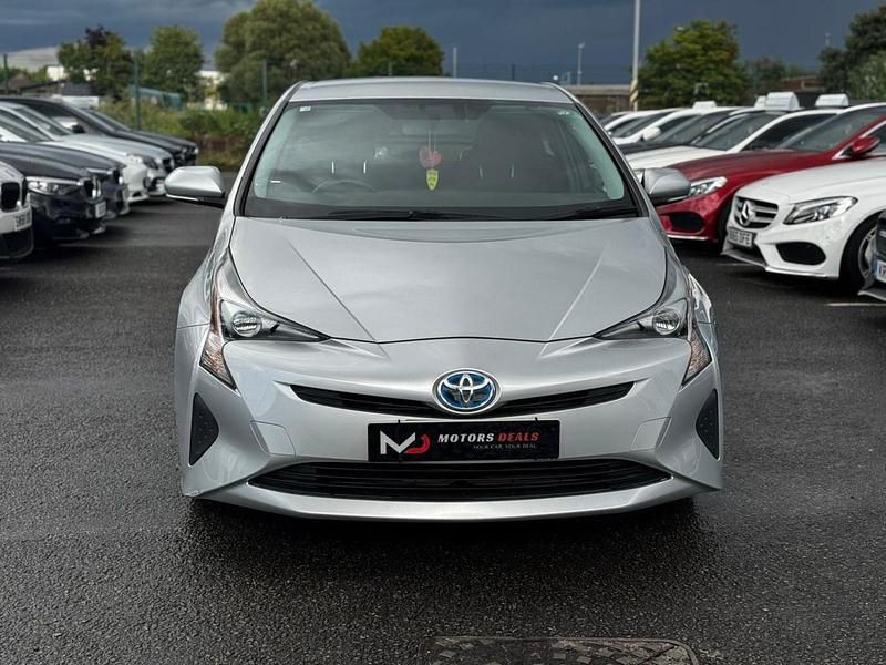 Used Toyota Prius 2025 Silver Hatchback