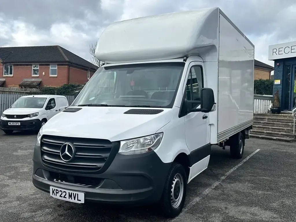 Usado Mercedes Sprinter Progressive 2022 Branco Van