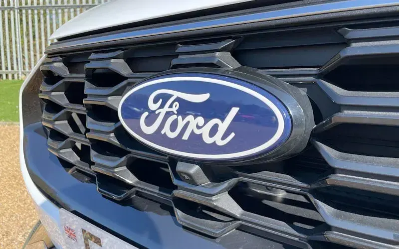 Used Ford Kuga ST-Line 243 HP (178 kW) 2024 White SUV