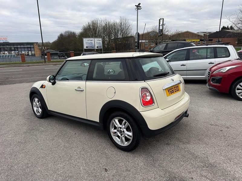 Used Mini ONE Hatch 2011 White Hatchback