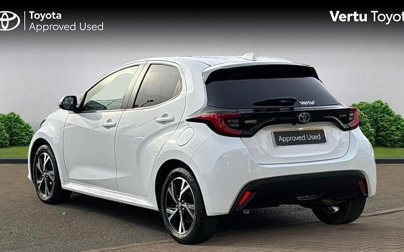 Used Toyota Yaris Hybrid Design 116 HP (85 kW) 2026 Hatchback