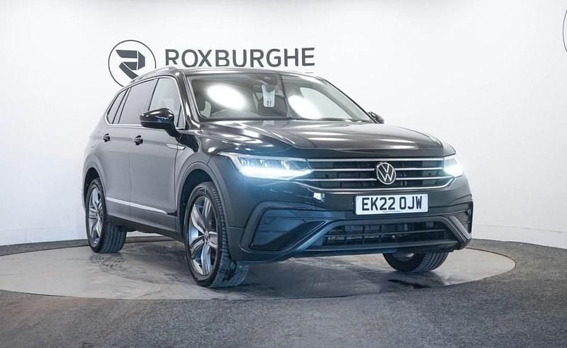Black Used 2022 VW Tiguan Allspace Life SUV | £19,995 (Good price) - Image 1/4