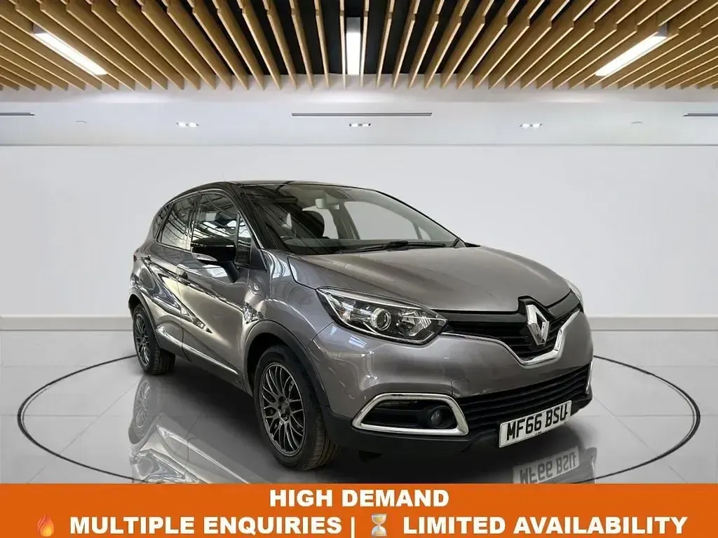 Usado Renault Captur Dynamique 90 HP (66 kW) 2016 Cinzento SUV