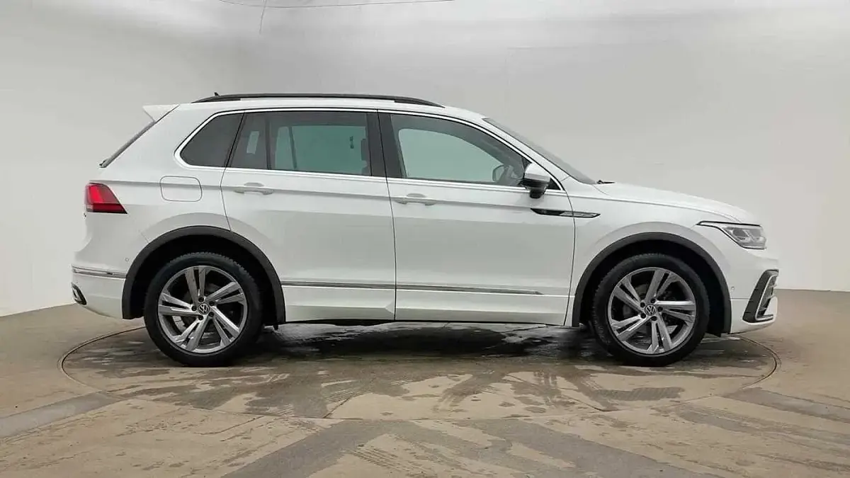 Used VW Tiguan R-line Edition 150 HP (110 kW) 2023 White SUV