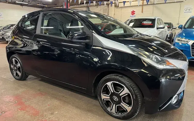 Gebraucht Toyota Aygo X-clusiv 69 PS (50 kW) 2015 Kleinwagen