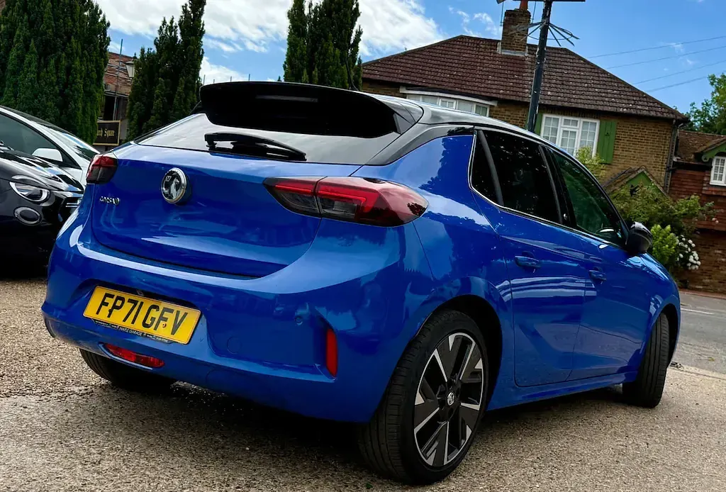 Used Vauxhall Corsa-e Elite 100 kW (136 HP) 2021 Blue Hatchback