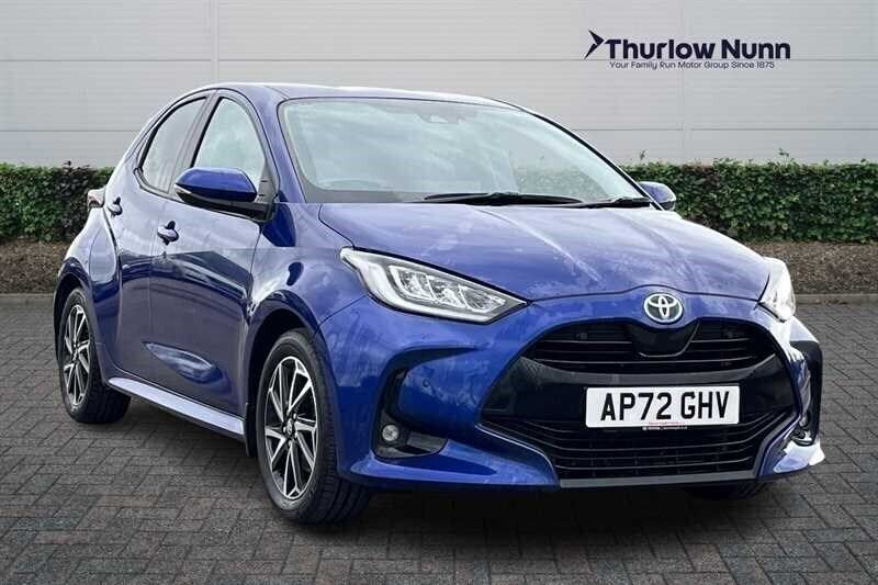 Blue Used 2023 Toyota Yaris Hybrid Design Hatchback | £16,461 (Good price) - Image 1/4