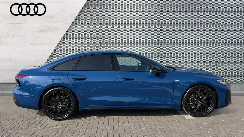 Novo Audi A6 S-Line 204 HP (150 kW) 2026 Azul Sedan
