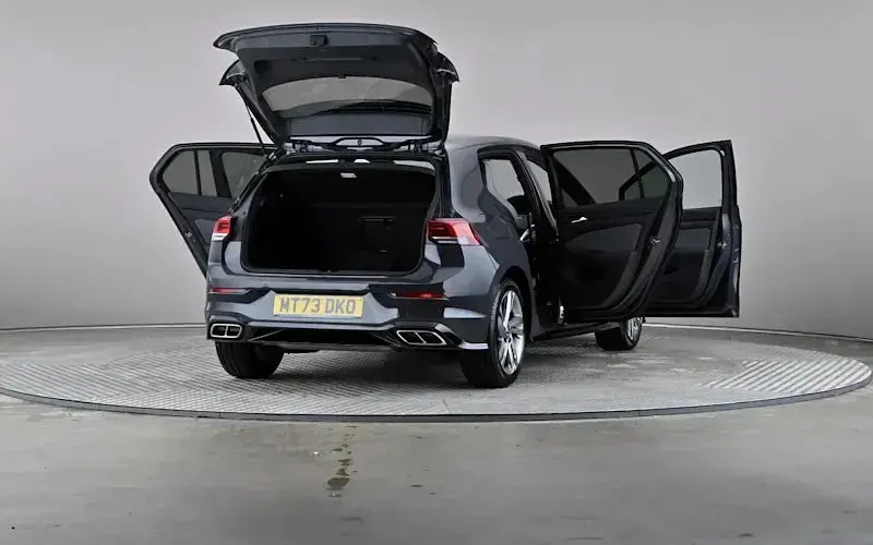 Used VW Golf VIII R-line 131 HP (96 kW) 2023 Grey Hatchback