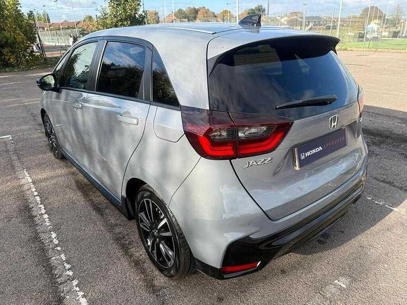 Used Honda Jazz Advance 122 HP (89 kW) 2024 Grey Hatchback
