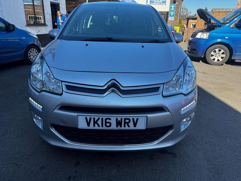 Usado Citroën C3 Platinum 100 HP (73 kW) 2016 Prateado Citadino