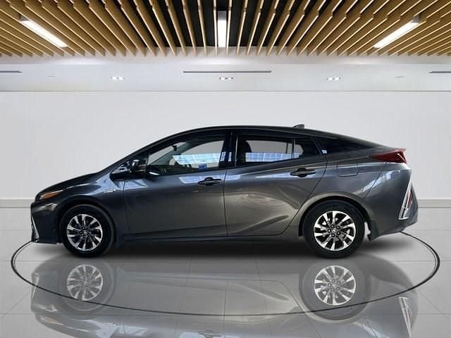 Used Toyota Prius Business Edition 122 HP (89 kW) 2017 Grey Hatchback