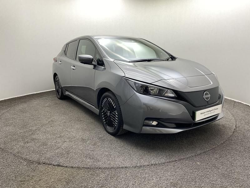 Gun metallic Used 2022 Nissan Leaf N-Connecta Hatchback | £10,790 (Fair price) - Image 1/4