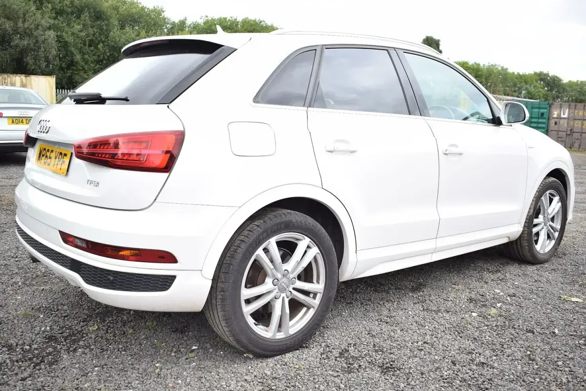 Used Audi Q3 S-Line 150 HP (110 kW) 2016 White SUV