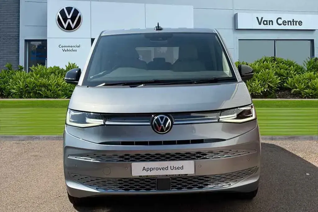 Used VW Multivan Style 204 HP (150 kW) 2025 Silver MPV
