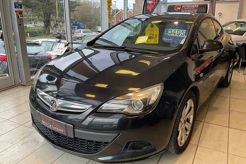 Used Vauxhall Astra GTC Sport 140 HP (102 kW) 2012 Coupe