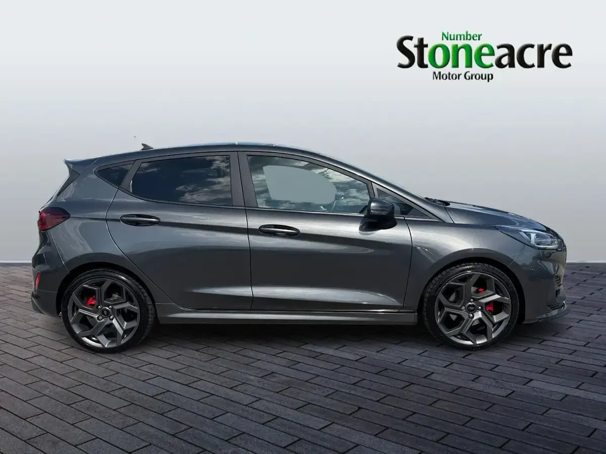 Used Ford Fiesta ST 200 HP (147 kW) 2022 Grey Hatchback