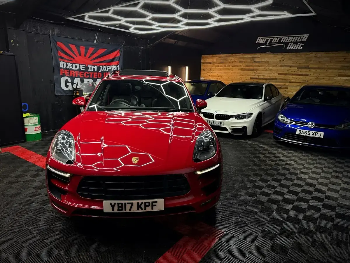 Used Porsche Macan Chrono 2017 Red SUV