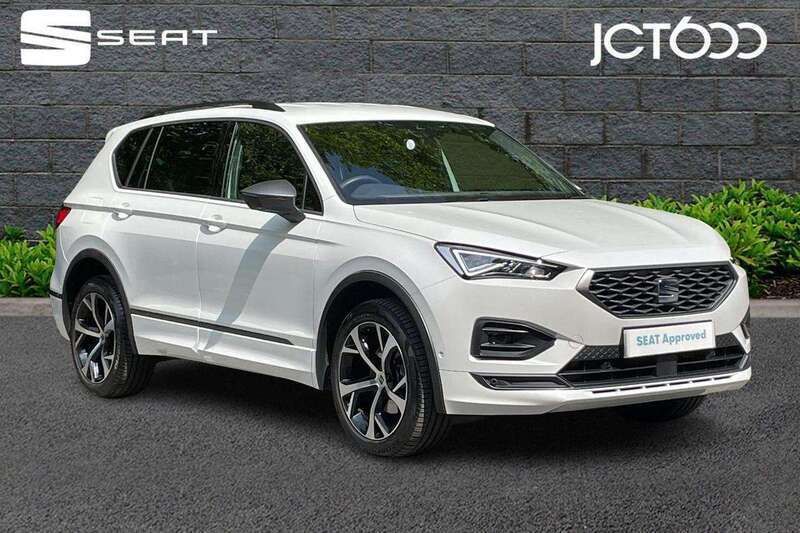 White Used 2024 Seat Tarraco FR SUV | £30,283 (A bit pricey) - Image 1/4