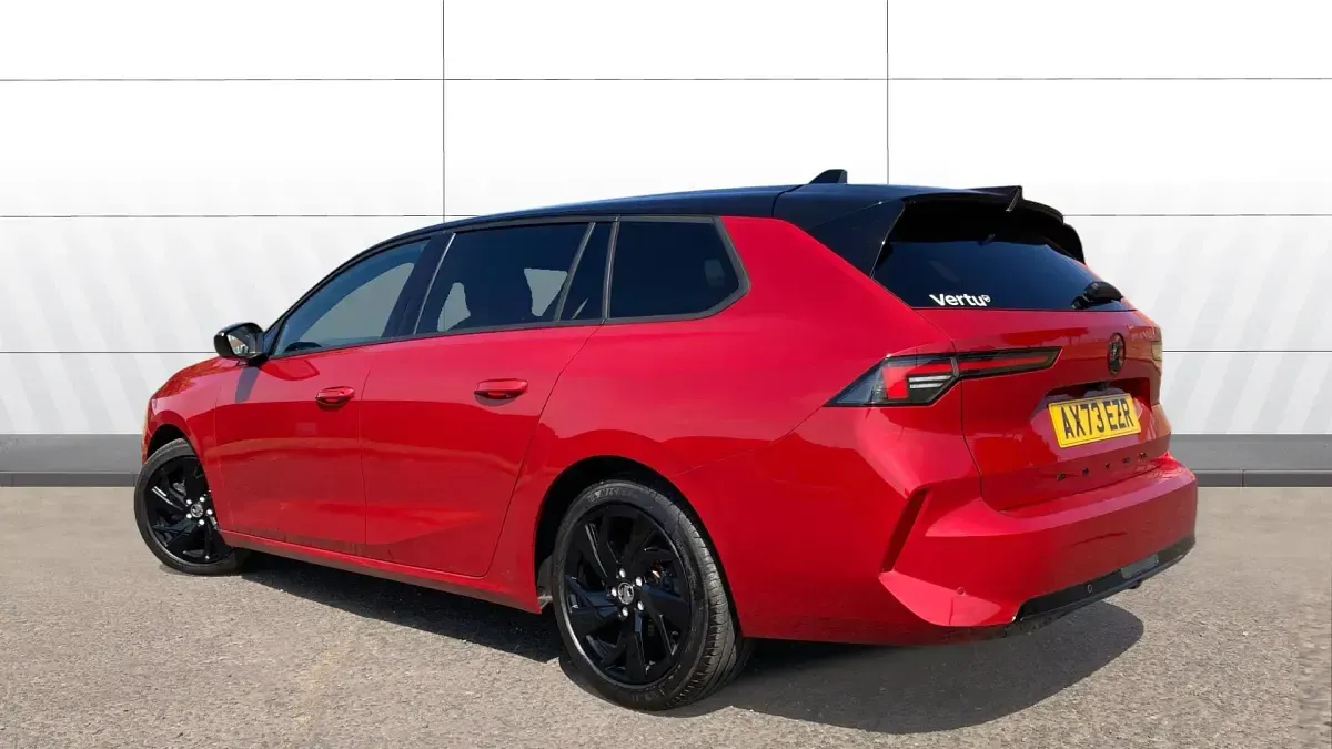 Used Vauxhall Astra 130 HP (95 kW) 2023 Red Estate
