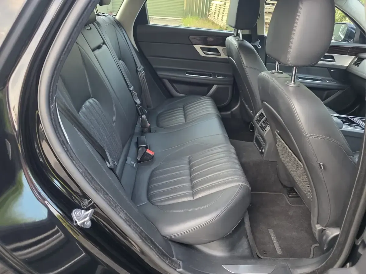 Second-hand Jaguar XF Portfolio 2020 Negru Break