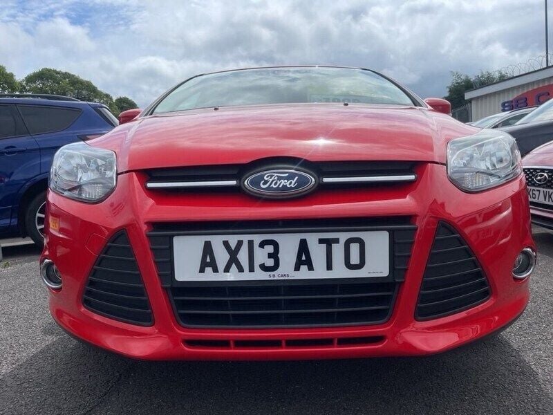 Red Used 2013 Ford Focus Zetec Hatchback | £3,999 (Fair price) - Image 1/4