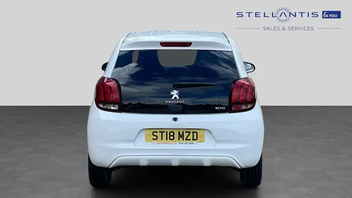 Used Peugeot 108 Active 67 HP (49 kW) 2018 White