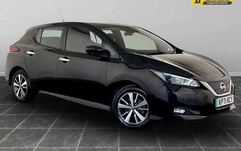 Black Used 2021 Nissan Leaf Acenta Hatchback | £7,395 (Super price) - Image 1/2