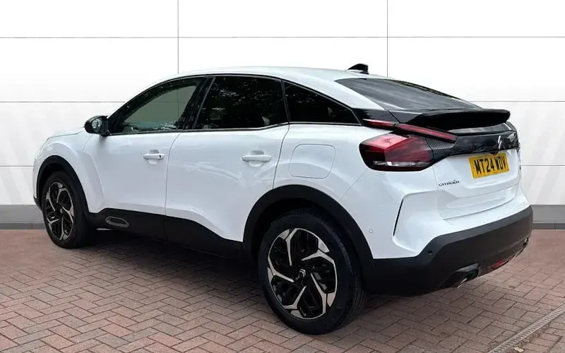 Gebraucht Citroën C4 PureTech 131 PS (96 kW) 2024 Weiß SUV