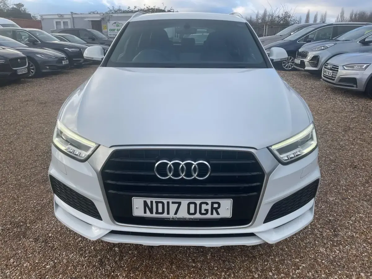 Second-hand Audi Q3 S-Line 2017 Alb SUV