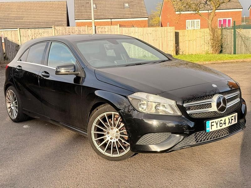 Used Mercedes A180 109 HP (80 kW) 2014 Black Hatchback