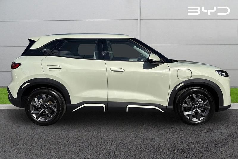 New BYD Atto 2 Boost 100 kW (136 HP) 2025 Green SUV