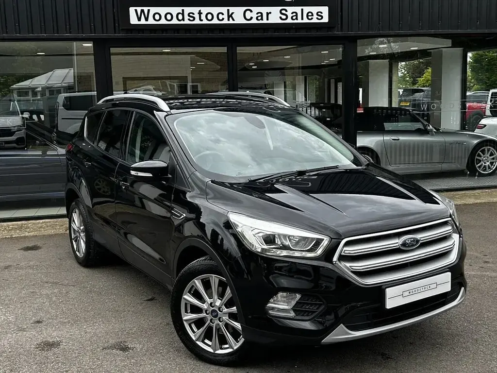 Used Ford Kuga Titanium 150 HP (110 kW) 2019 Black SUV