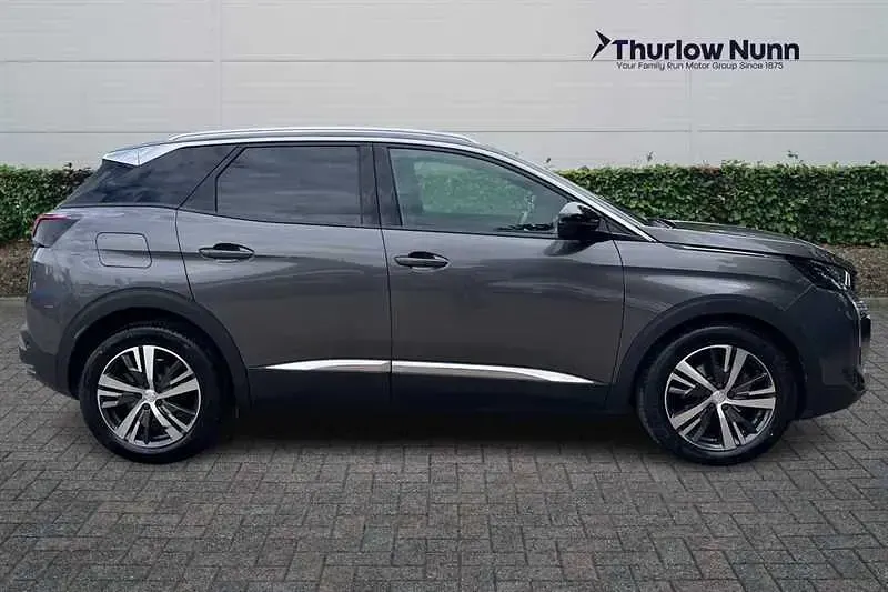 Used Peugeot 3008 Allure+ 131 HP (96 kW) 2023 Grey SUV