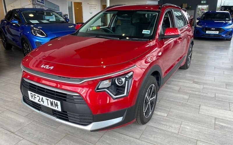 Used 2025 Kia Niro 2 SUV | £22,699 (A bit pricey) - Image 1/3
