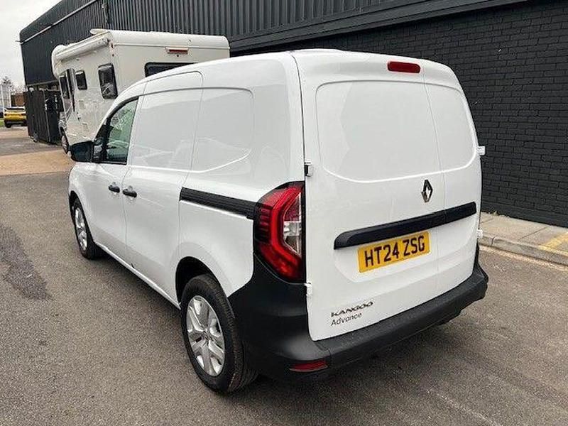 Used Renault Kangoo 94 HP (69 kW) 2024 White MPV