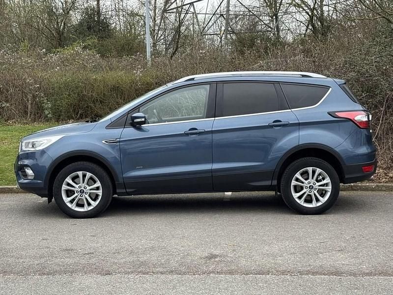 Used Ford Kuga Titanium 182 HP (133 kW) 2019 Blue SUV
