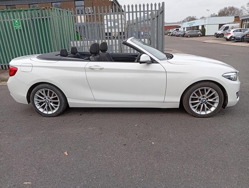 Used BMW 218 2018 White Cabriolet