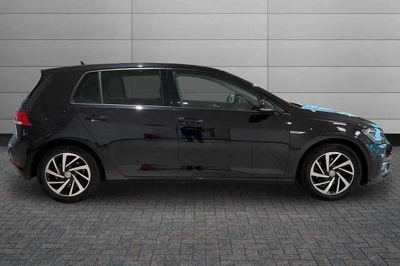 Used VW Golf VIII Edition 130 HP (95 kW) 2020 Black Hatchback