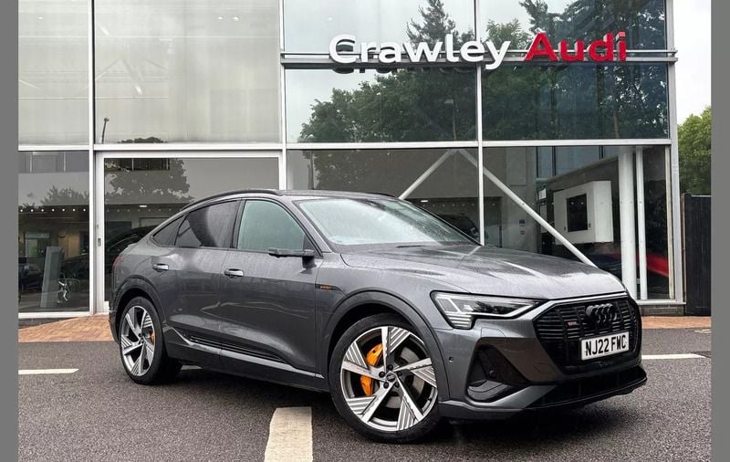 Grey Used 2022 Audi e-tron Sportback Advanced SUV | £38,690 - Image 1/4