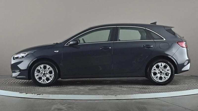 Used Kia Ceed 138 HP (101 kW) 2025 Grey Hatchback