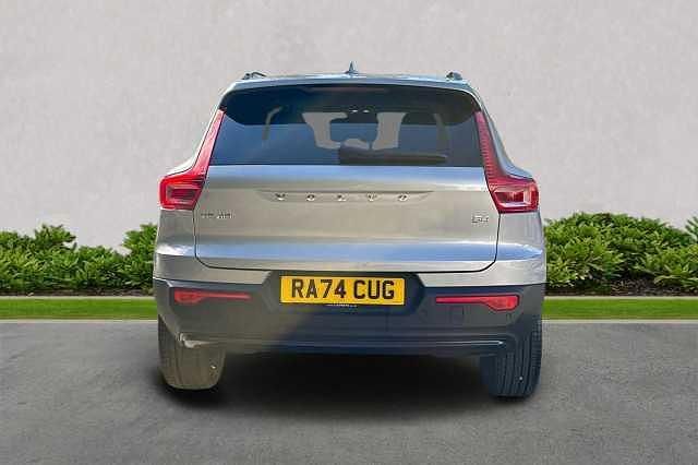 Used Volvo XC40 Ultra 197 HP (144 kW) 2025 SUV