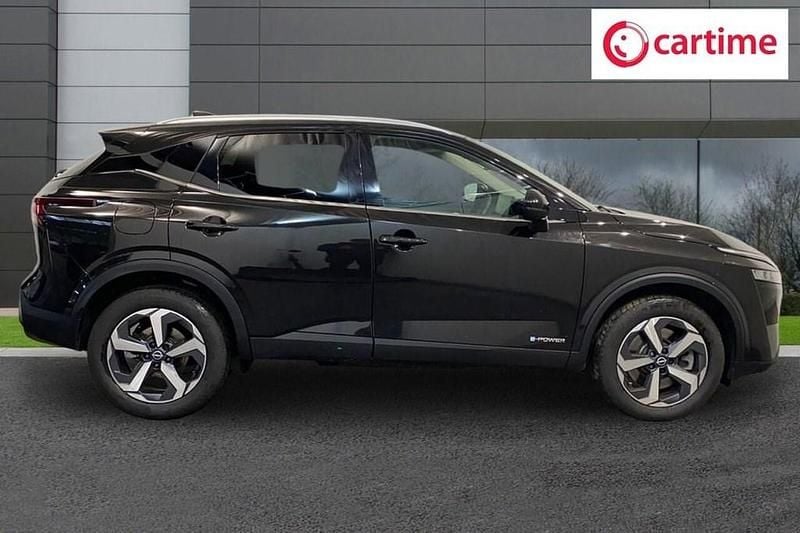 Used Nissan Qashqai N-Connecta 190 HP (139 kW) 2024 Black SUV