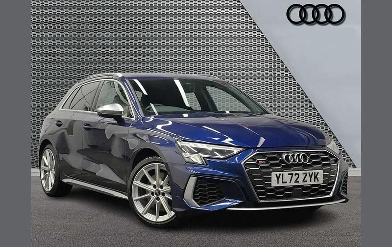 Used Audi S3 Sportback Comfort 306 HP (225 kW) 2022 Blue Hatchback