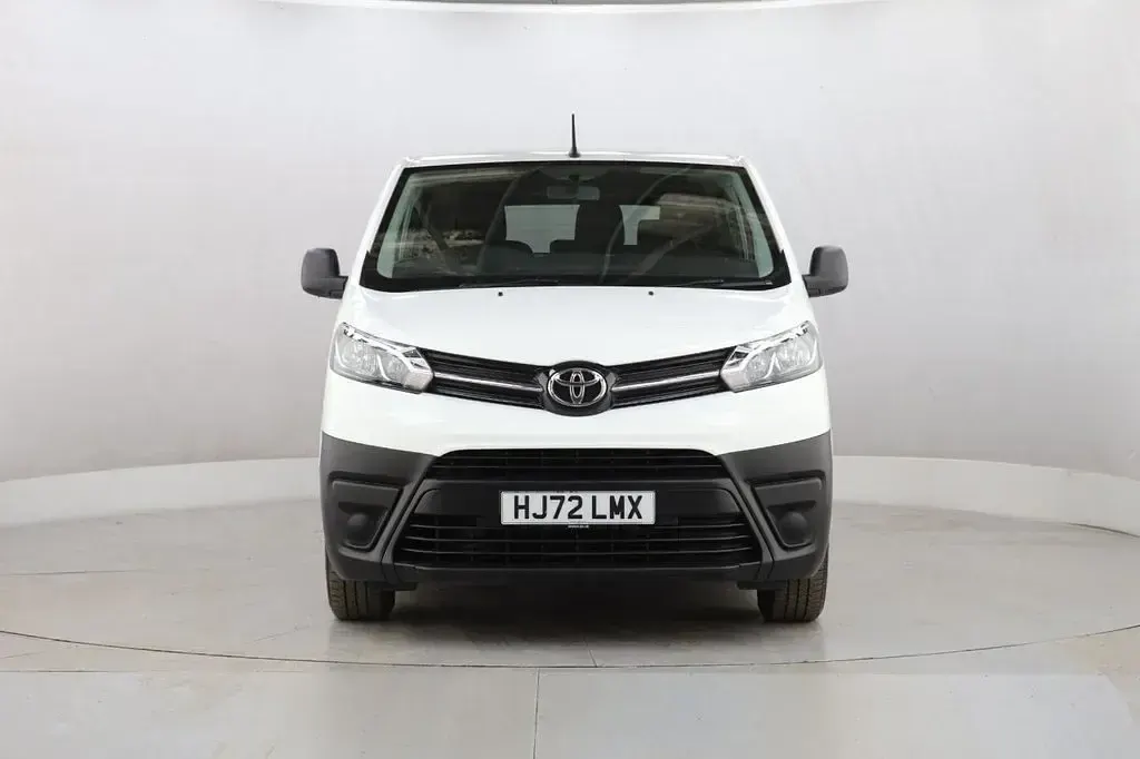 Used Toyota Proace Verso City 120 HP (88 kW) 2022 White MPV