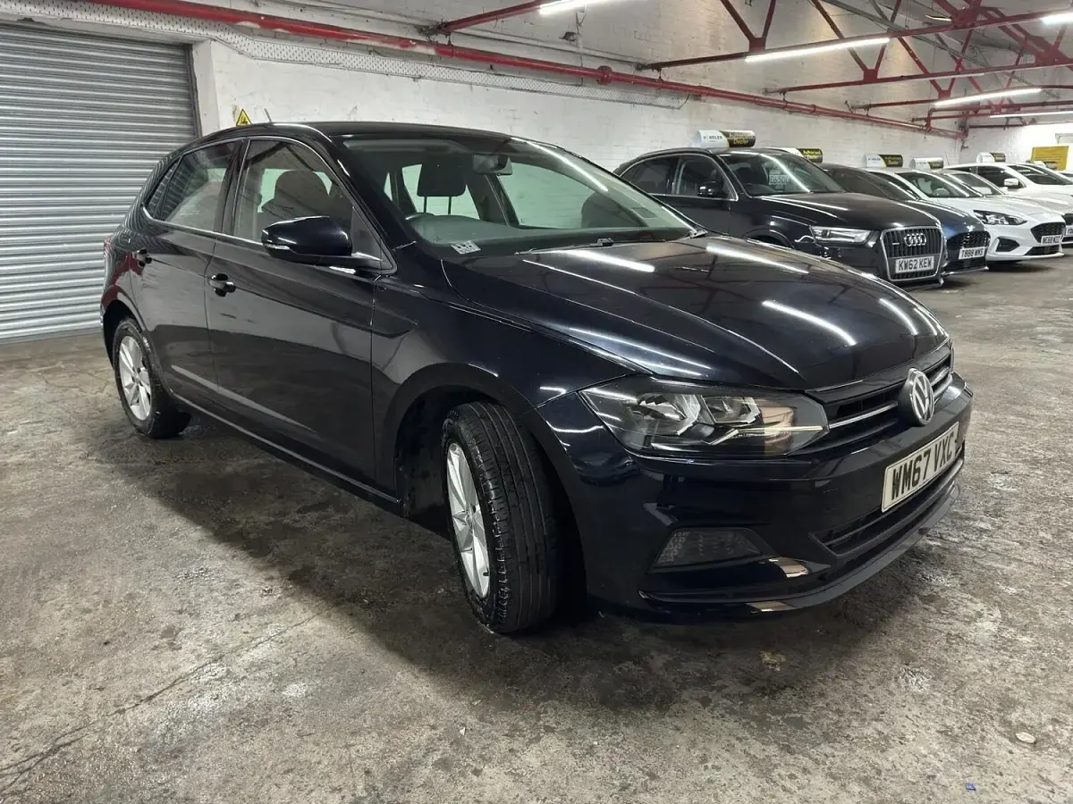 Used VW Polo SE 65 HP (47 kW) 2018 Black Hatchback