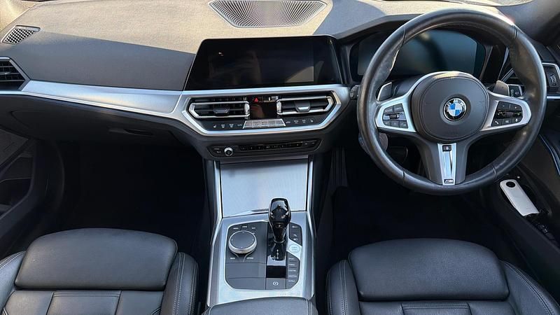 Used BMW 330e M Sport 292 HP (214 kW) 2021 White Estate