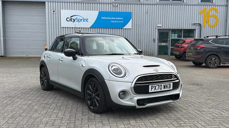 Used Mini Cooper S Classic 189 HP (139 kW) 2020 Silver Hatchback