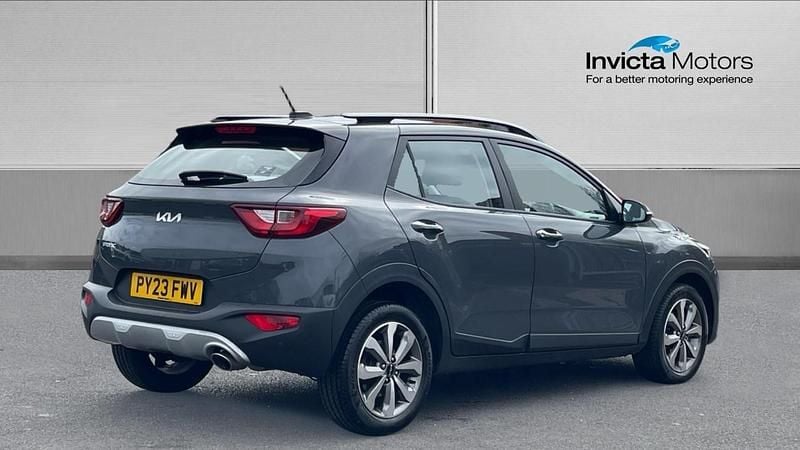 Used Kia Stonic 99 HP (72 kW) 2023 Grey SUV