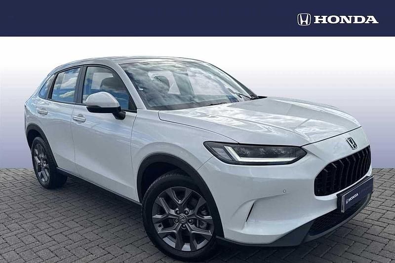 White Used 2024 Honda ZR-V Elegance SUV | £26,990 (A bit pricey) - Image 1/4